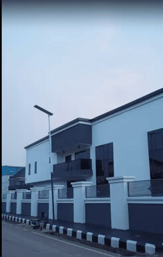 Exquisite Brand-New 5-Bedroom Duplex with Home Office & BQ for Sale in Uyo | Behind NTA, Off Mariam Babangida Road